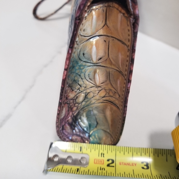 SOLD! NWT! Brahmin Daisy Clutch Wristlet Reptilian Ombre Melbourne Leather - Picture 11 of 11